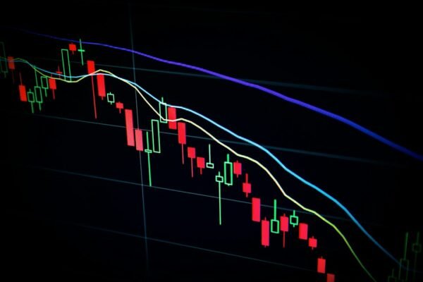 How Investors Business Daily Helps Traders Make Smarter Investment Decisions