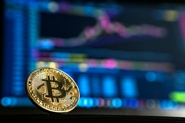 Crypto Investing Guide 2026: Strategies, Risks, and Market Trends